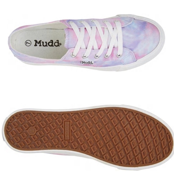 mudd canvas shoes
